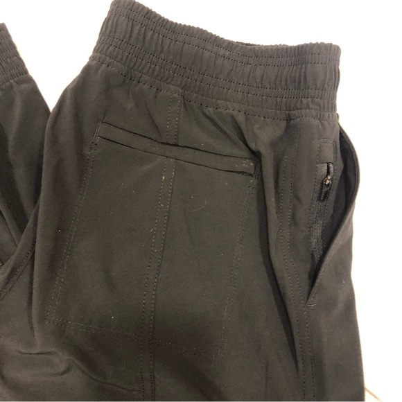 Athleta Chelsea utility jogger, black, EUC - Picture 9 of 10